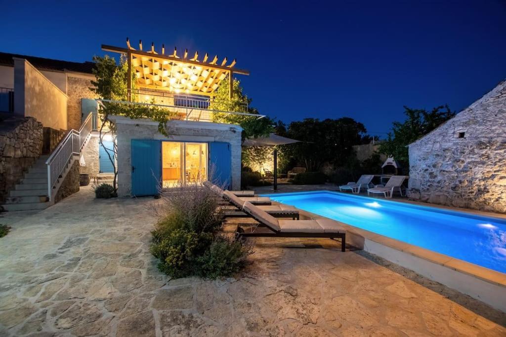 Stone House Kula Milica Villa Mala Cista Exterior photo