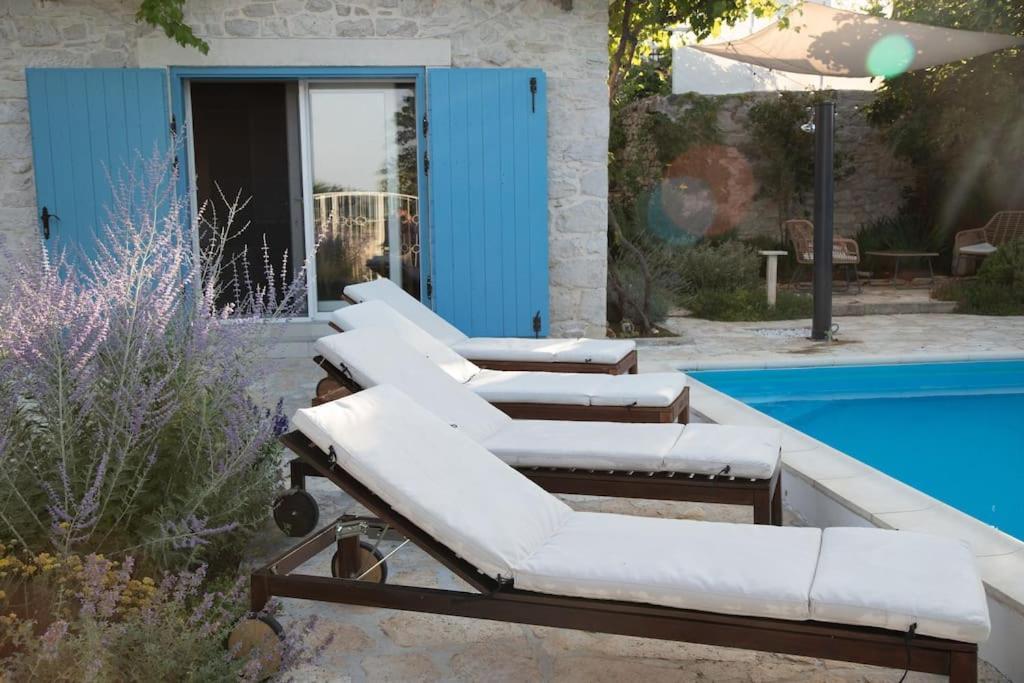 Stone House Kula Milica Villa Mala Cista Exterior photo